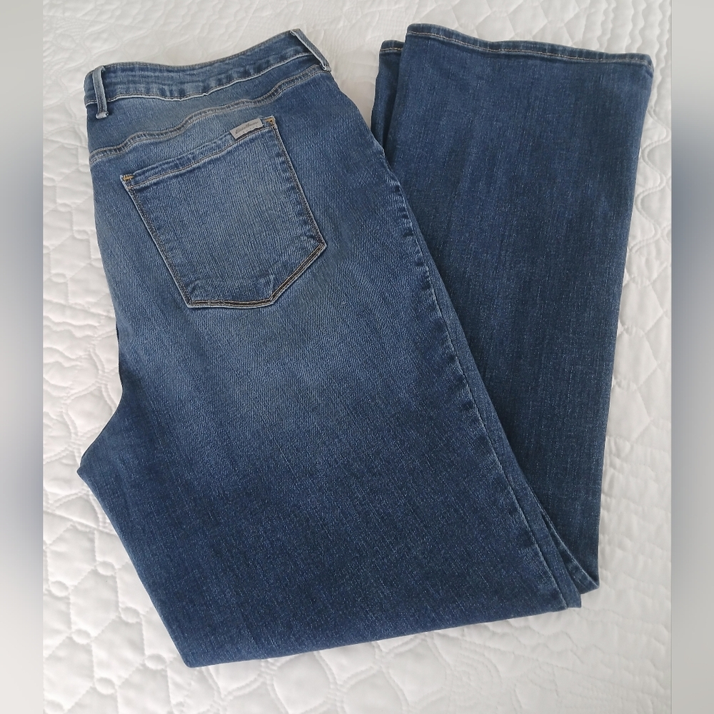 Eddie Bouer Size 20 Classic Blue Denim Jeans